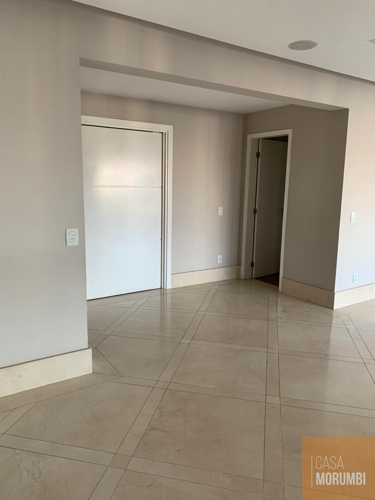 Apartamento à venda com 3 quartos, 195m² - Foto 2