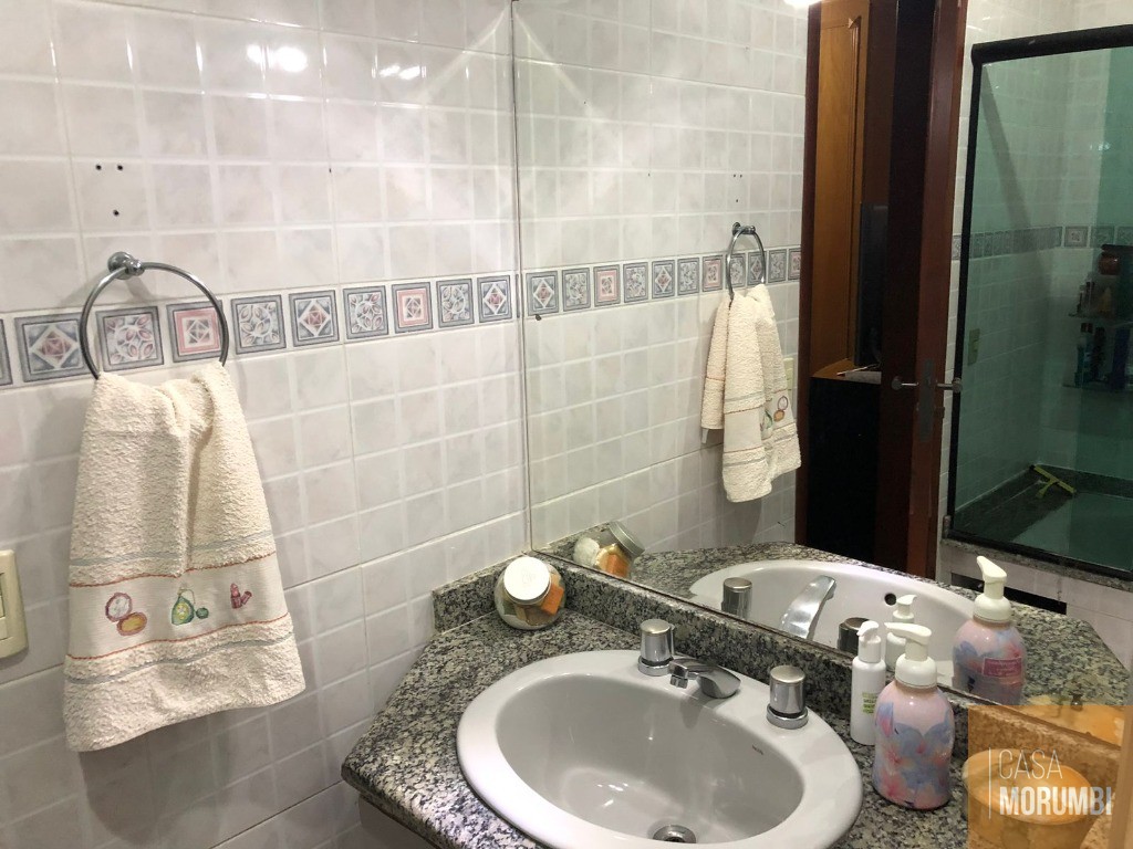 Casa à venda com 3 quartos, 200m² - Foto 17