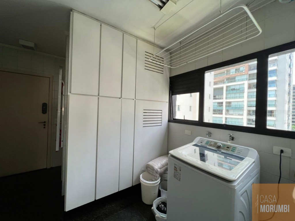 Apartamento à venda com 4 quartos, 220m² - Foto 4