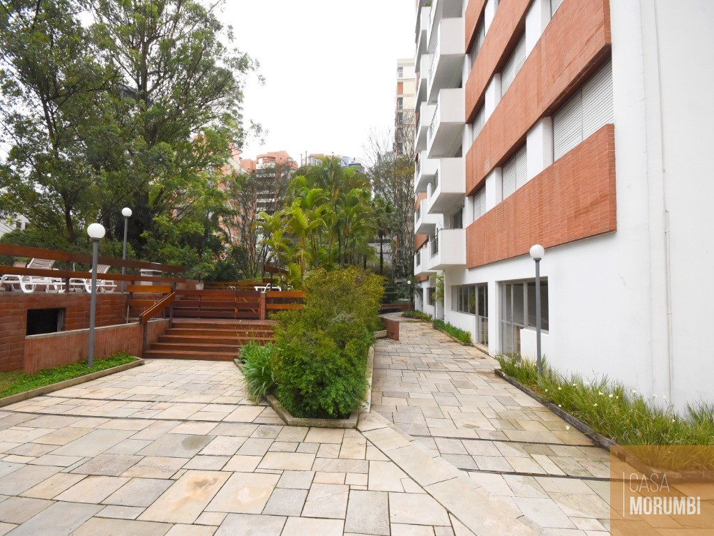 Apartamento à venda com 4 quartos, 157m² - Foto 2