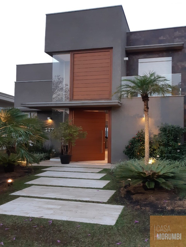 Casa à venda com 4 quartos, 600m² - Foto 2