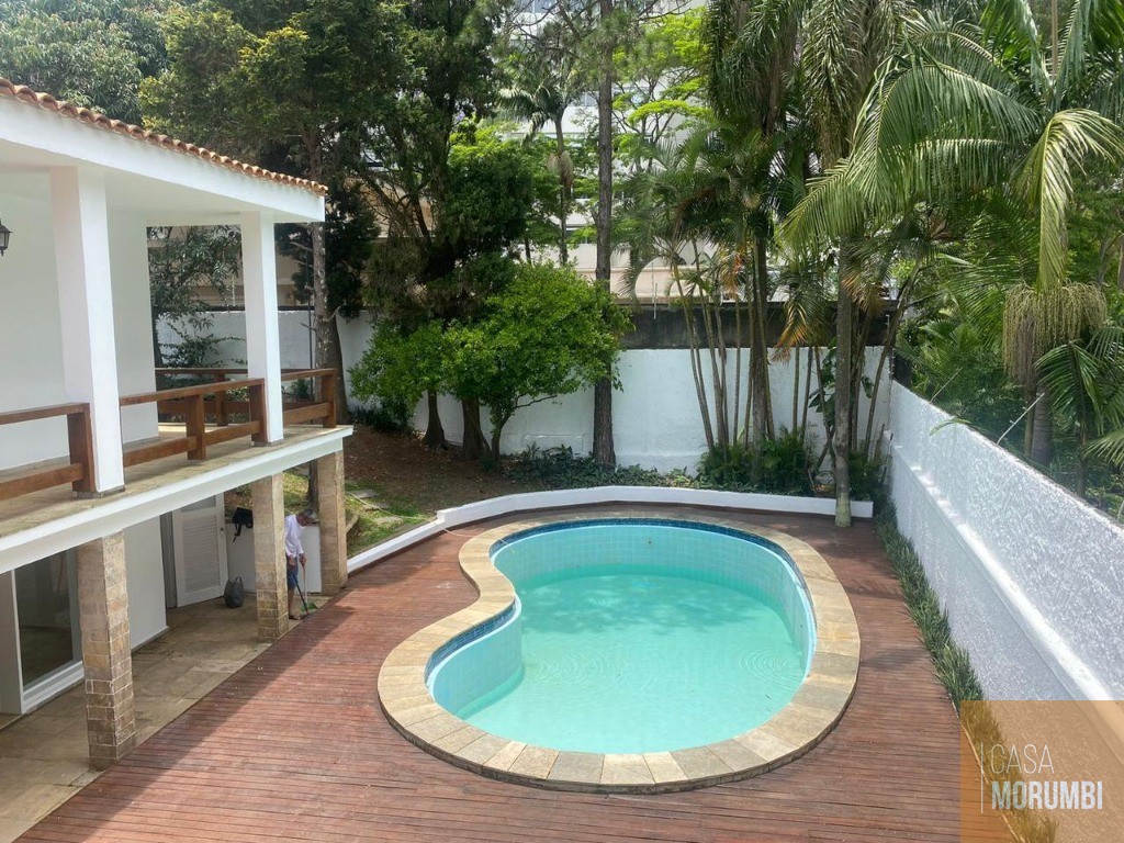 Casa à venda e aluguel com 4 quartos, 450m² - Foto 2