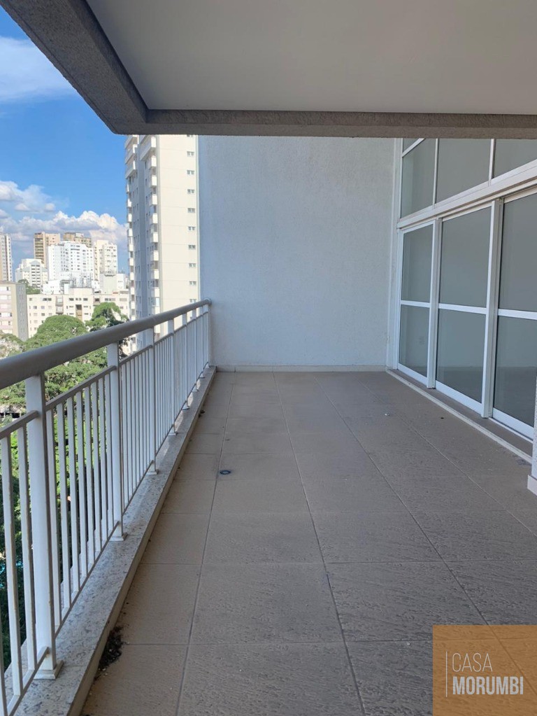 Apartamento à venda com 4 quartos, 240m² - Foto 1