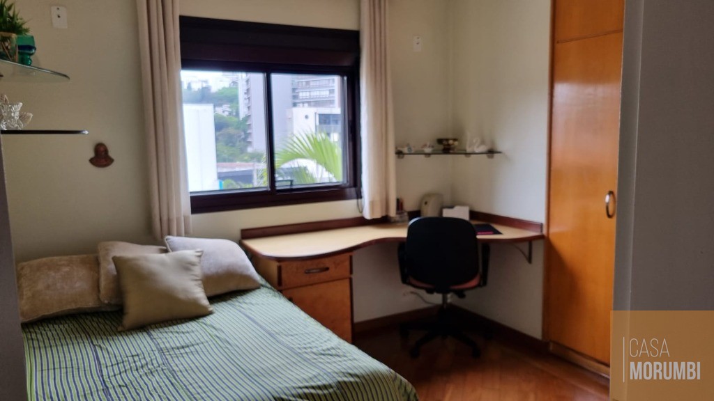 Apartamento à venda com 3 quartos, 200m² - Foto 5