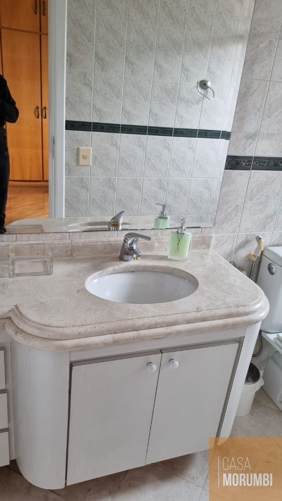 Apartamento à venda com 3 quartos, 200m² - Foto 15