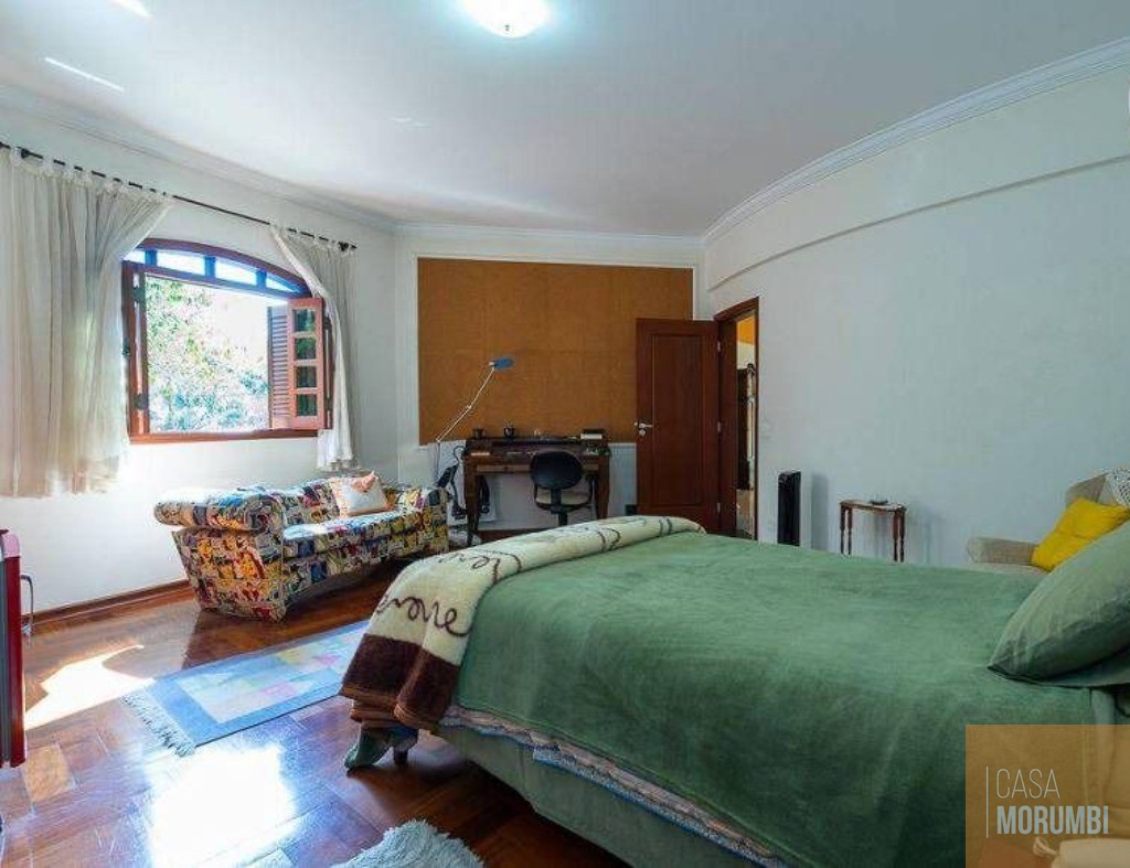 Casa à venda com 7 quartos, 1869m² - Foto 12