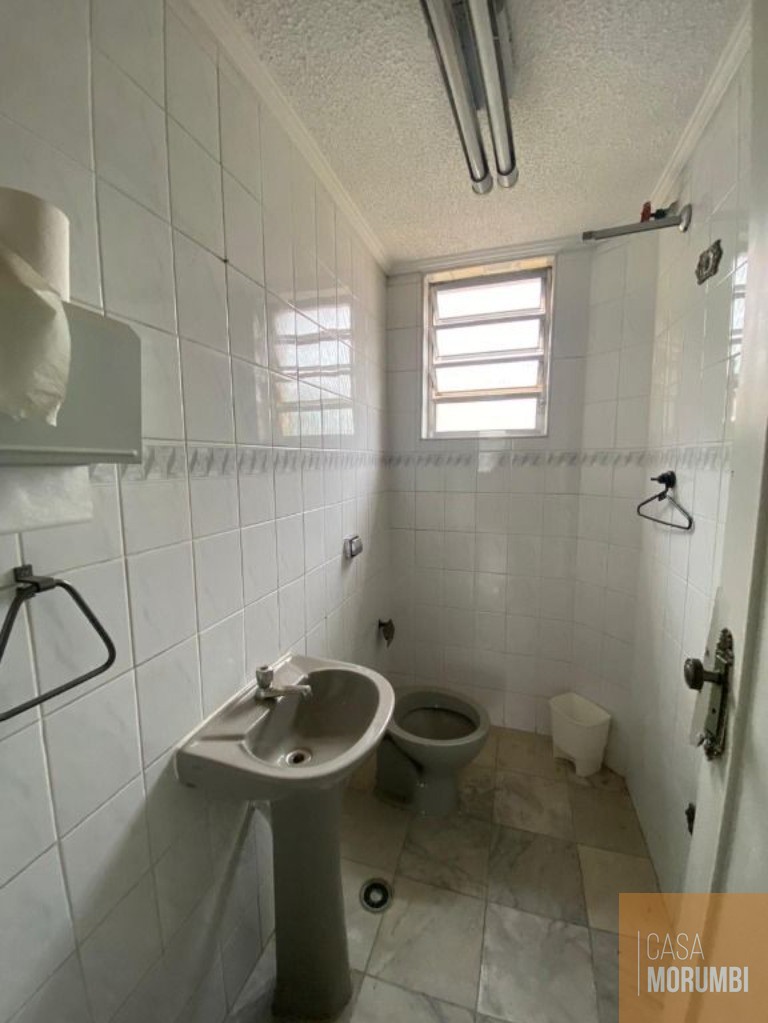 Casa para alugar com 3 quartos, 360m² - Foto 11