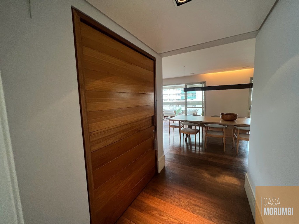 Apartamento à venda com 3 quartos, 212m² - Foto 13