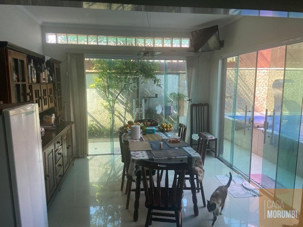 Casa à venda com 6 quartos, 300m² - Foto 15