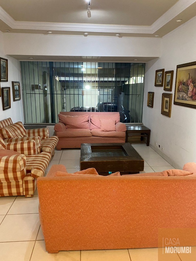 Casa à venda e aluguel com 5 quartos, 220m² - Foto 1