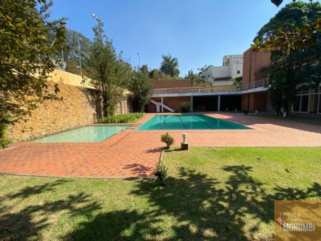 Casa à venda e aluguel com 6 quartos, 1550m² - Foto 2