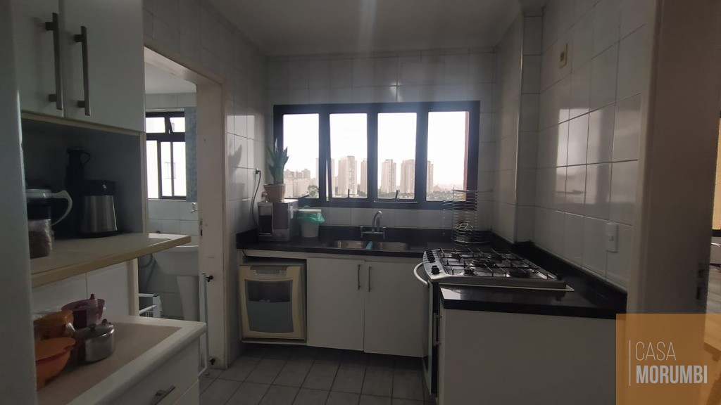 Apartamento à venda com 3 quartos, 142m² - Foto 3