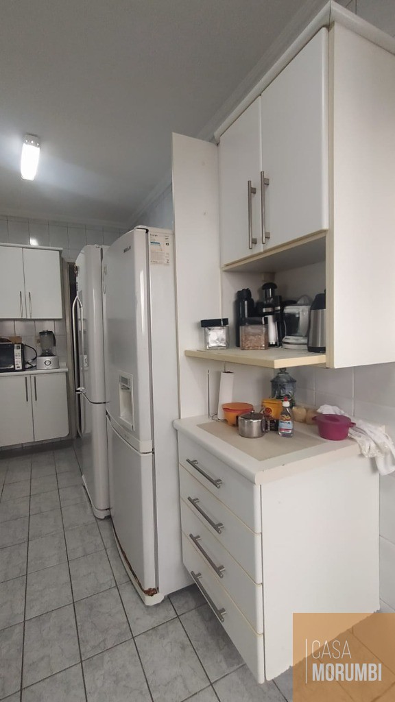 Apartamento à venda com 3 quartos, 142m² - Foto 10