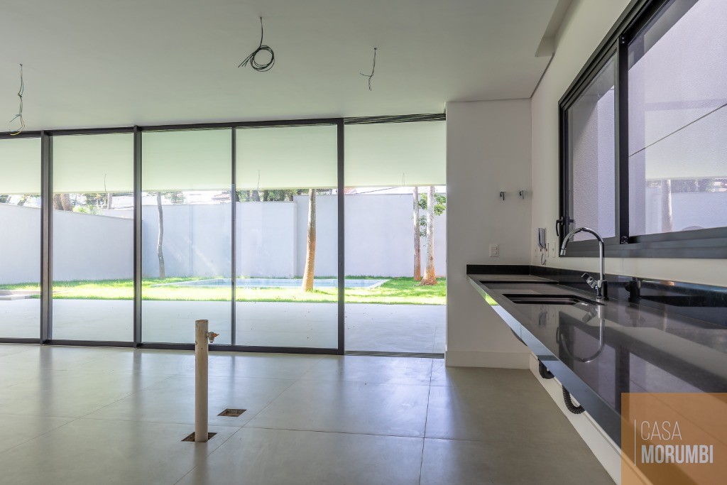 Casa à venda com 4 quartos, 935m² - Foto 7