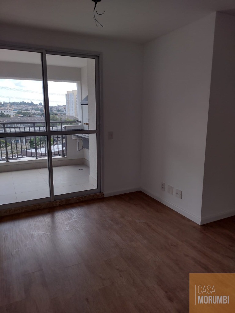 Apartamento à venda com 2 quartos, 67m² - Foto 2