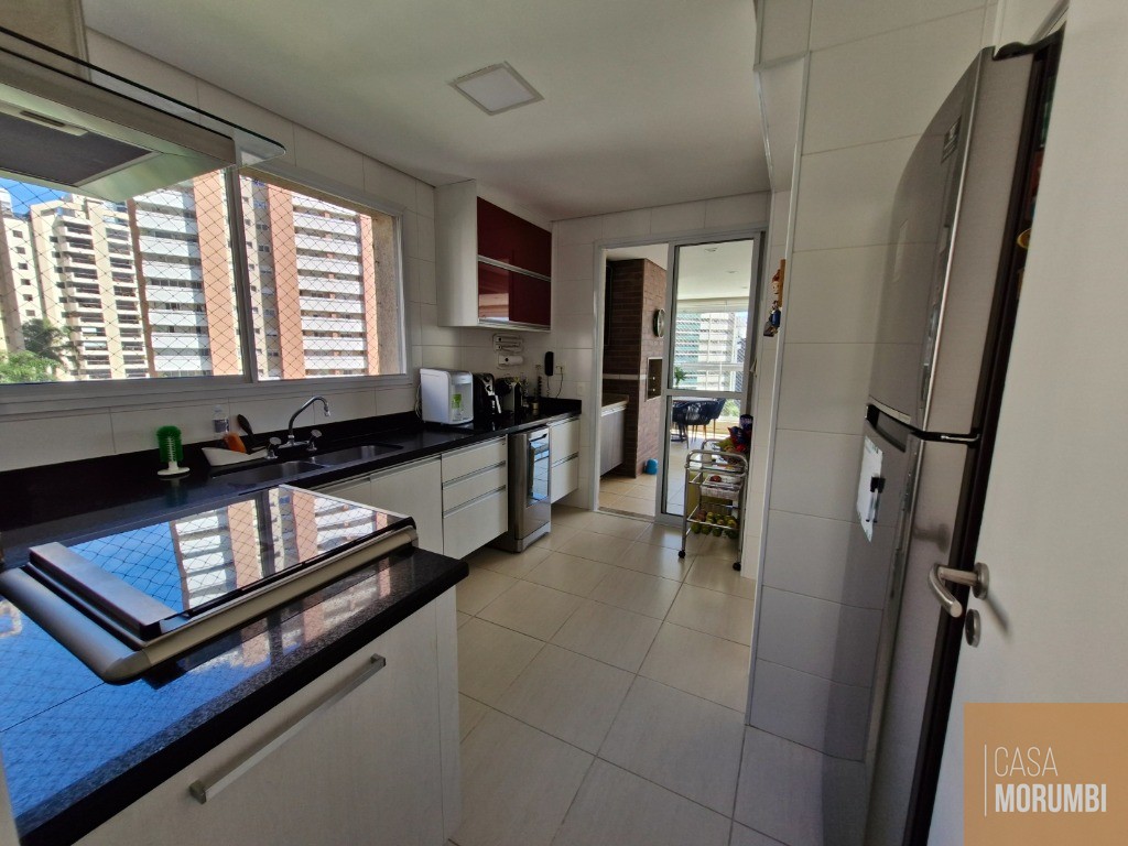 Apartamento à venda com 3 quartos, 138m² - Foto 4