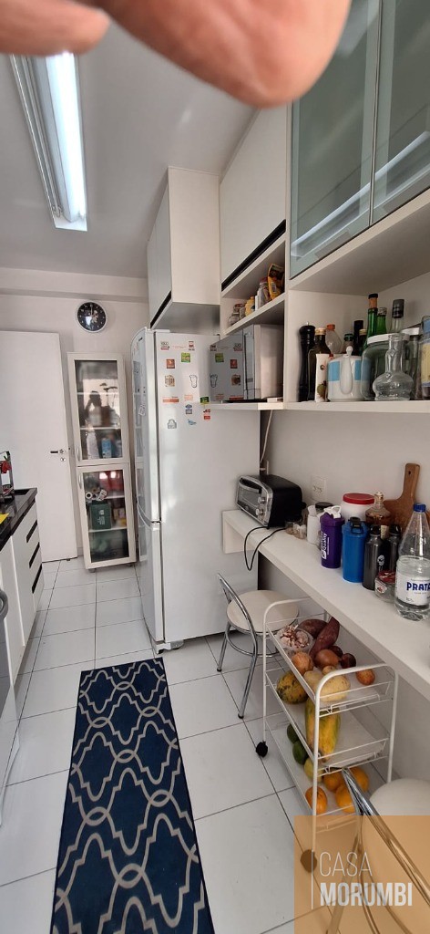 Apartamento para alugar com 3 quartos, 106m² - Foto 8