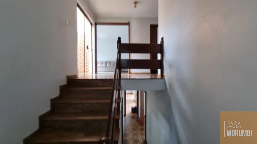 Casa à venda com 3 quartos, 266m² - Foto 11