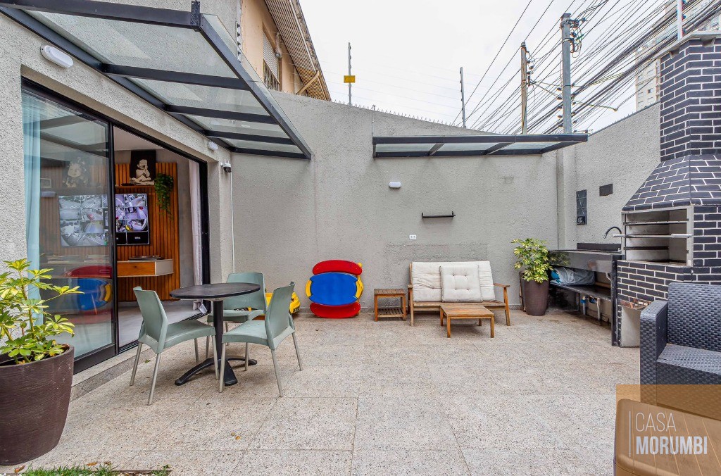 Casa à venda e aluguel com 3 quartos, 200m² - Foto 8