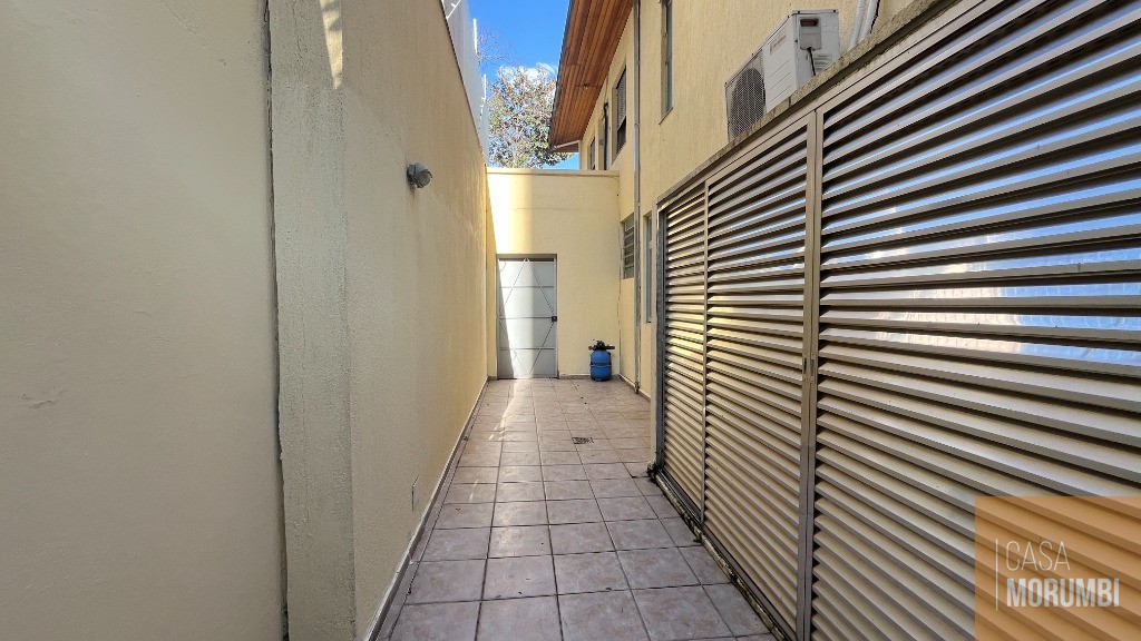 Casa para alugar com 3 quartos, 200m² - Foto 25