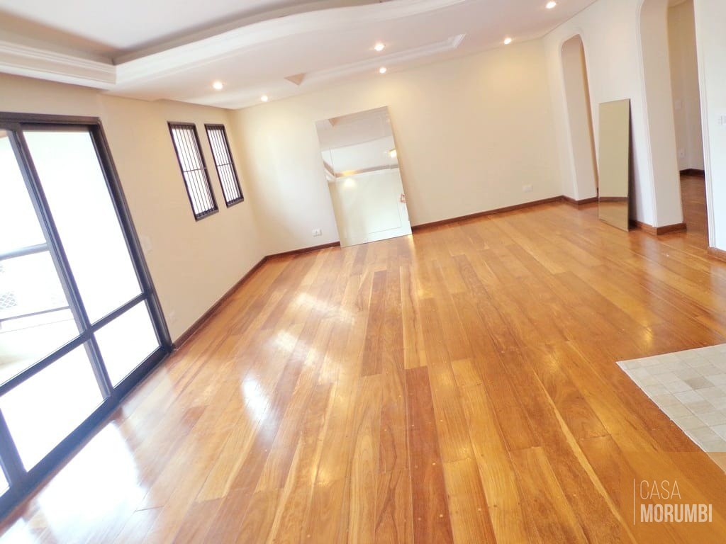 Apartamento para alugar com 4 quartos, 194m² - Foto 2