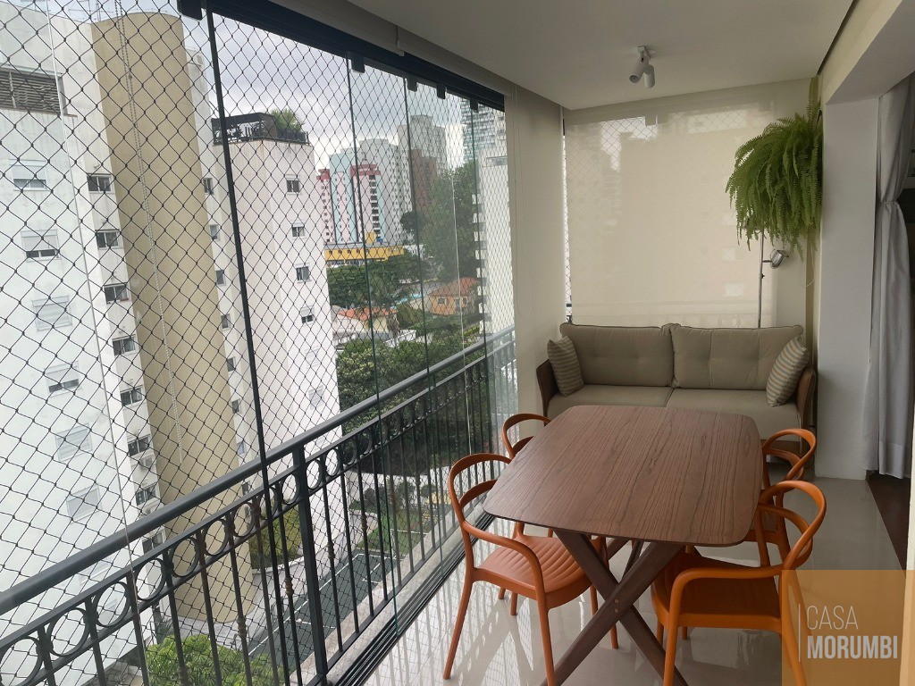 Apartamento à venda com 3 quartos, 200m² - Foto 1