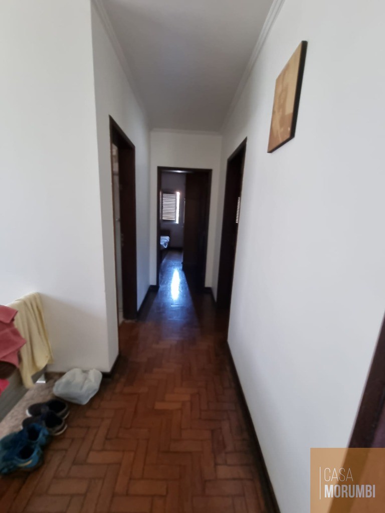 Casa à venda com 5 quartos, 300m² - Foto 13