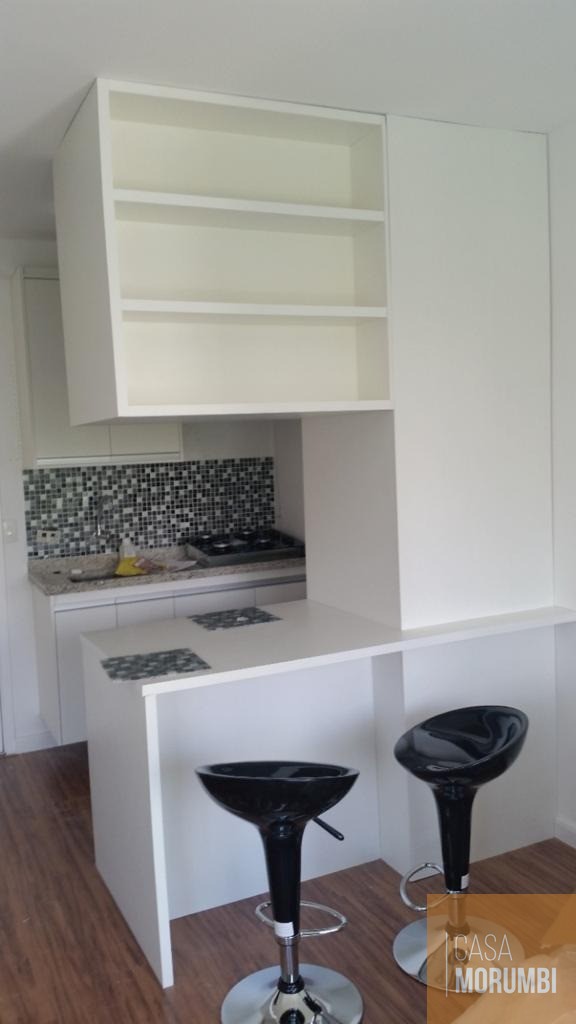 Apartamento à venda com 1 quarto, 32m² - Foto 2