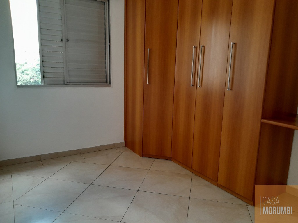 Apartamento para alugar com 2 quartos, 65m² - Foto 9