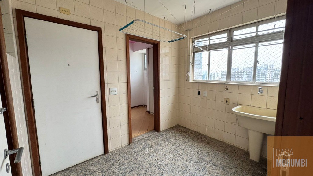 Apartamento à venda com 4 quartos, 190m² - Foto 6