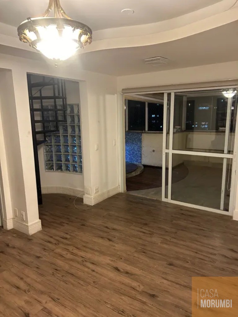 Apartamento para alugar com 3 quartos, 132m² - Foto 2