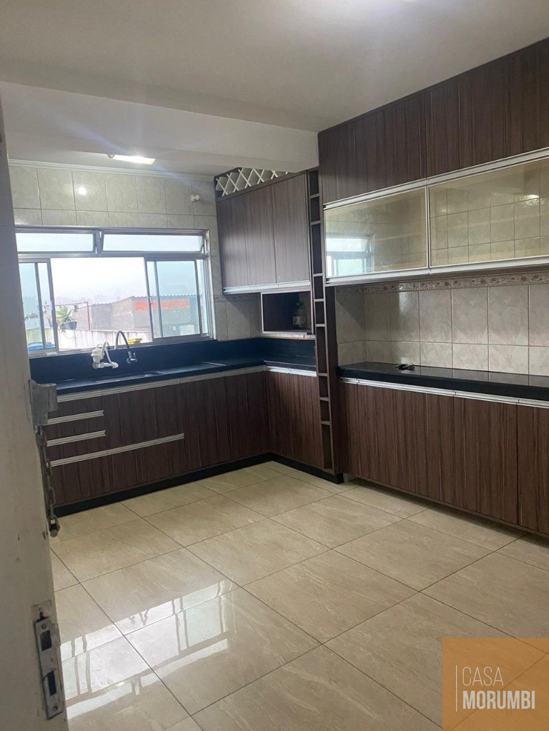 Casa à venda com 2 quartos, 205m² - Foto 1