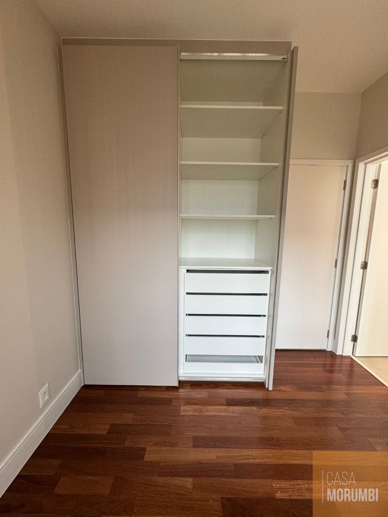 Apartamento para alugar com 3 quartos, 147m² - Foto 16