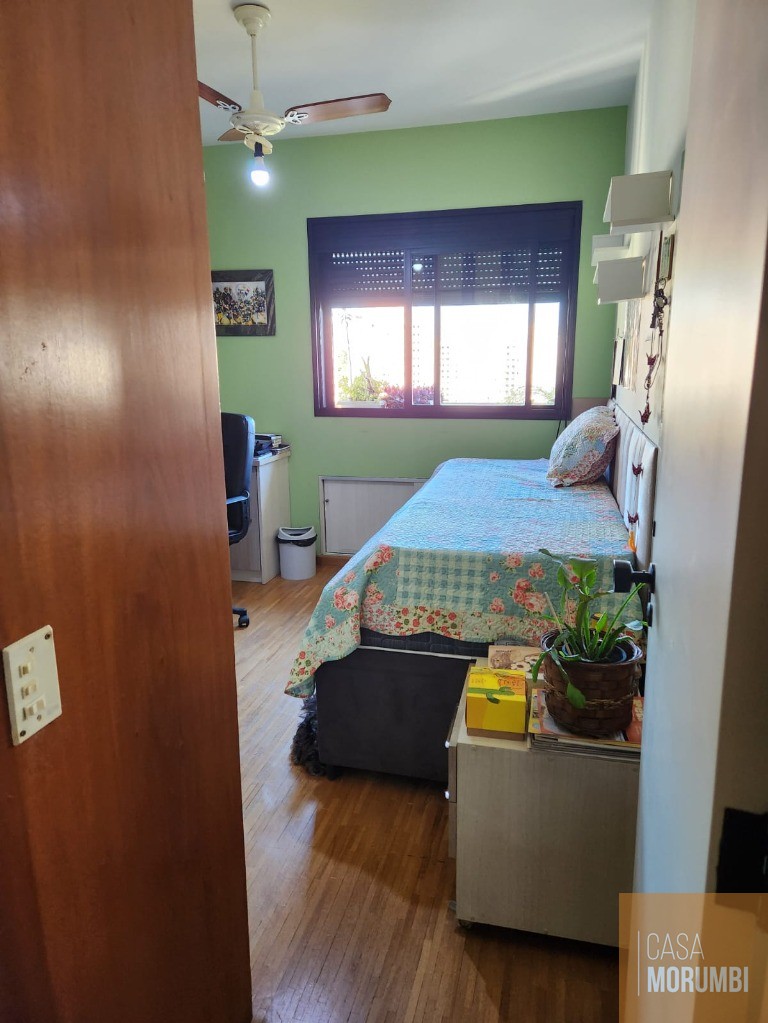 Apartamento à venda com 3 quartos, 150m² - Foto 4