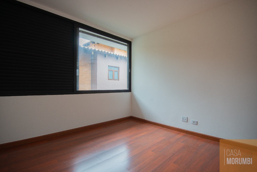 Casa à venda com 4 quartos, 700m² - Foto 47