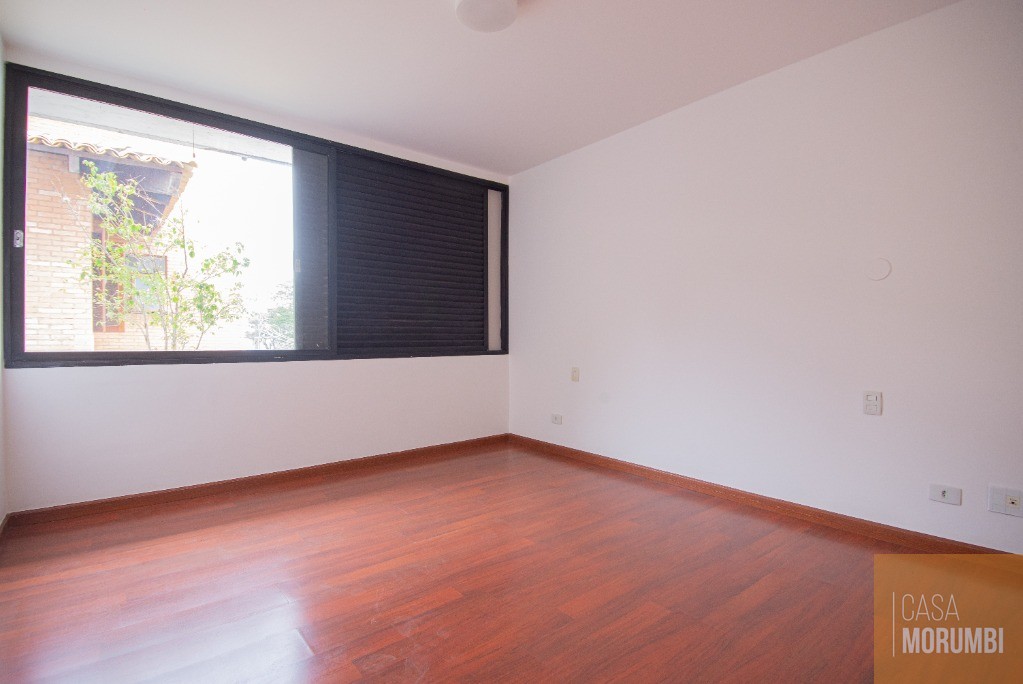 Casa à venda com 4 quartos, 700m² - Foto 55