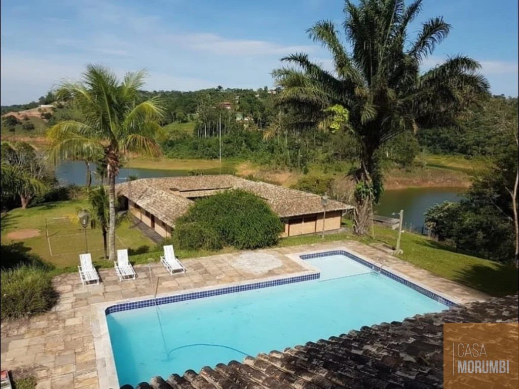 Fazenda à venda com 6 quartos, 110000m² - Foto 1