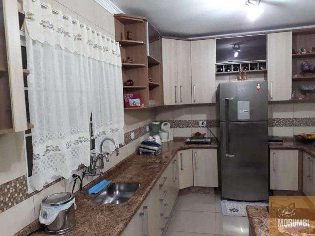 Casa à venda com 4 quartos, 250m² - Foto 7