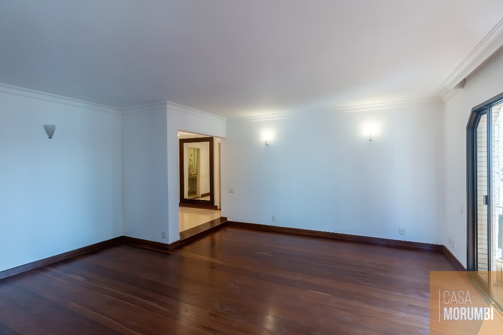 Apartamento para alugar com 3 quartos, 240m² - Foto 10