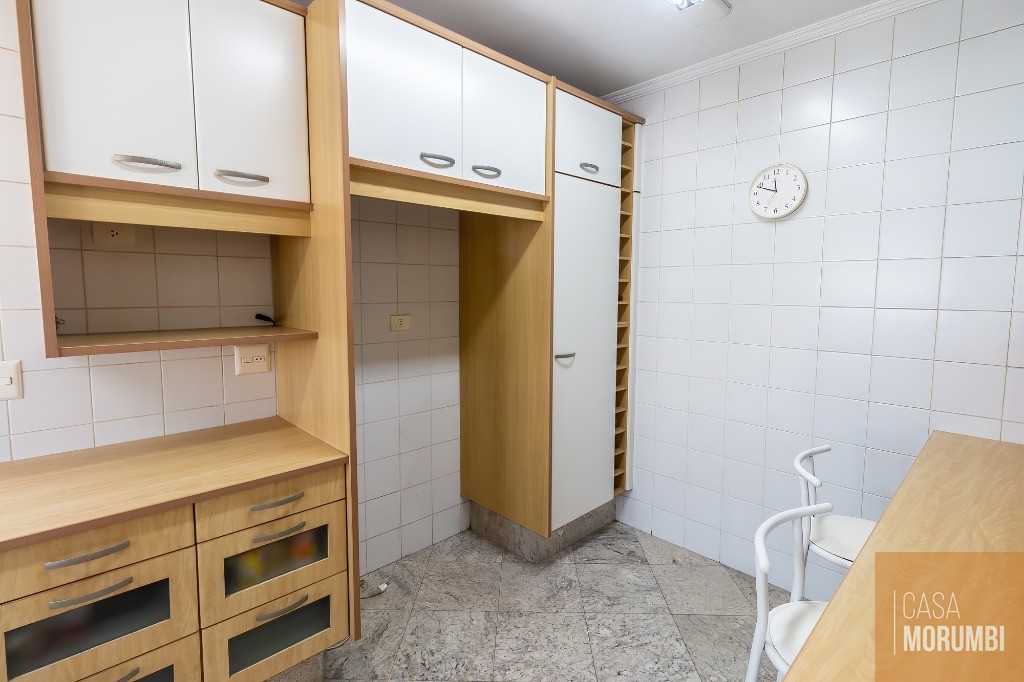 Apartamento para alugar com 3 quartos, 240m² - Foto 48