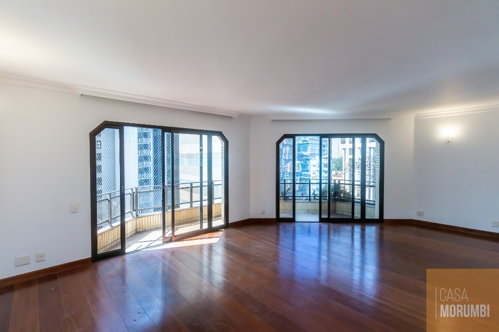 Apartamento para alugar com 3 quartos, 240m² - Foto 5