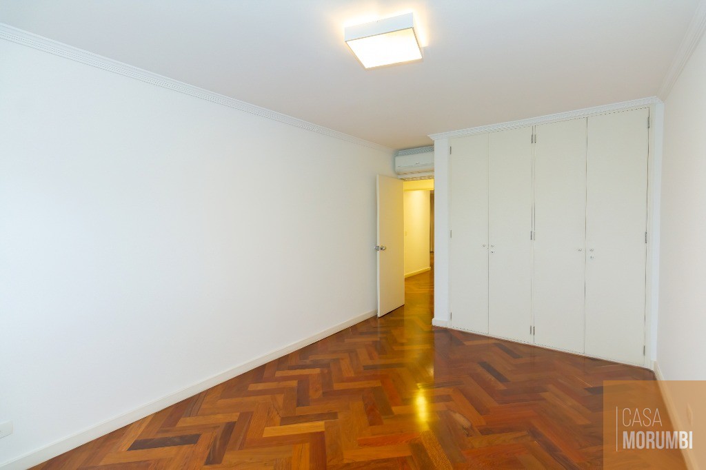 Apartamento para alugar com 3 quartos, 170m² - Foto 19