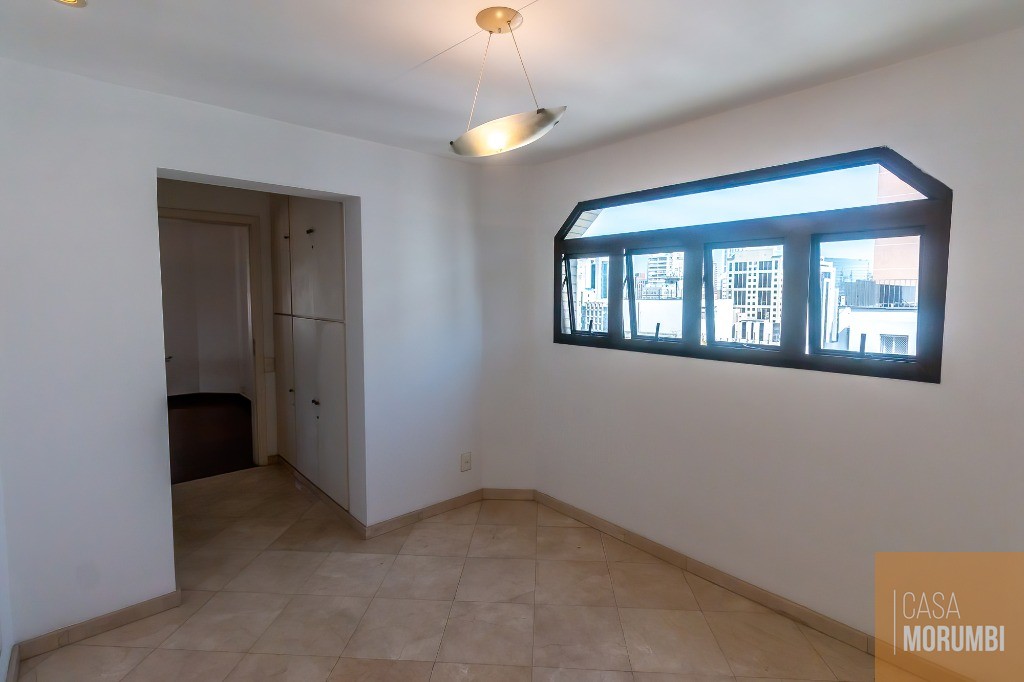 Apartamento para alugar com 3 quartos, 240m² - Foto 47