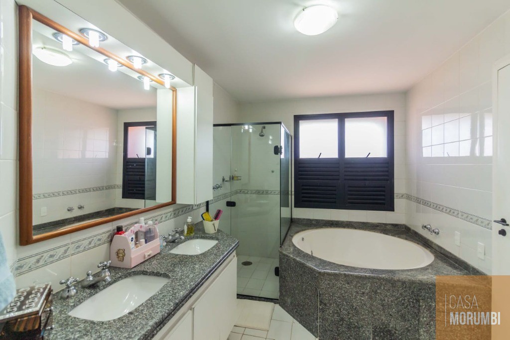 Apartamento à venda com 3 quartos, 242m² - Foto 26