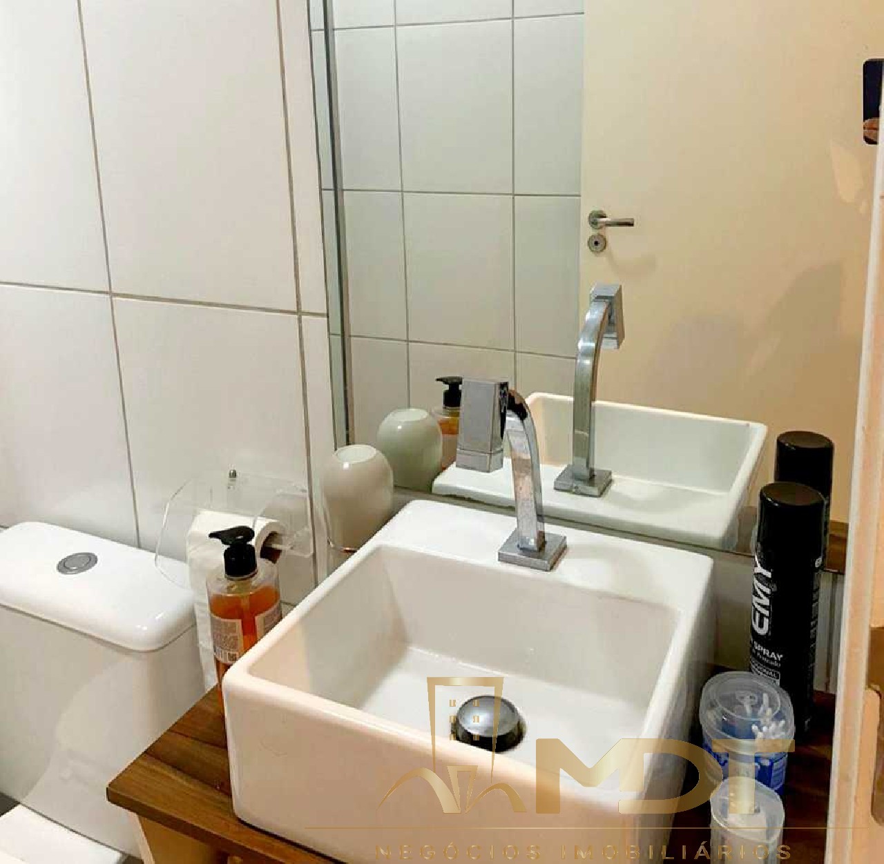 Apartamento à venda com 2 quartos, 62m² - Foto 11