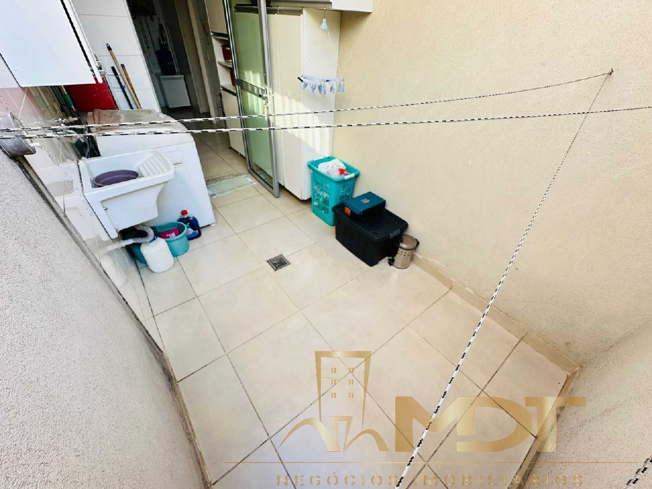 Apartamento à venda com 2 quartos, 65m² - Foto 22