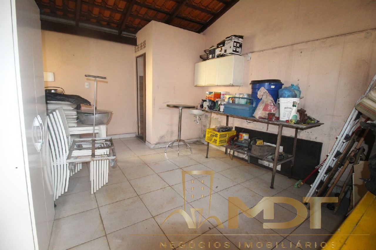 Casa à venda com 3 quartos, 91m² - Foto 13