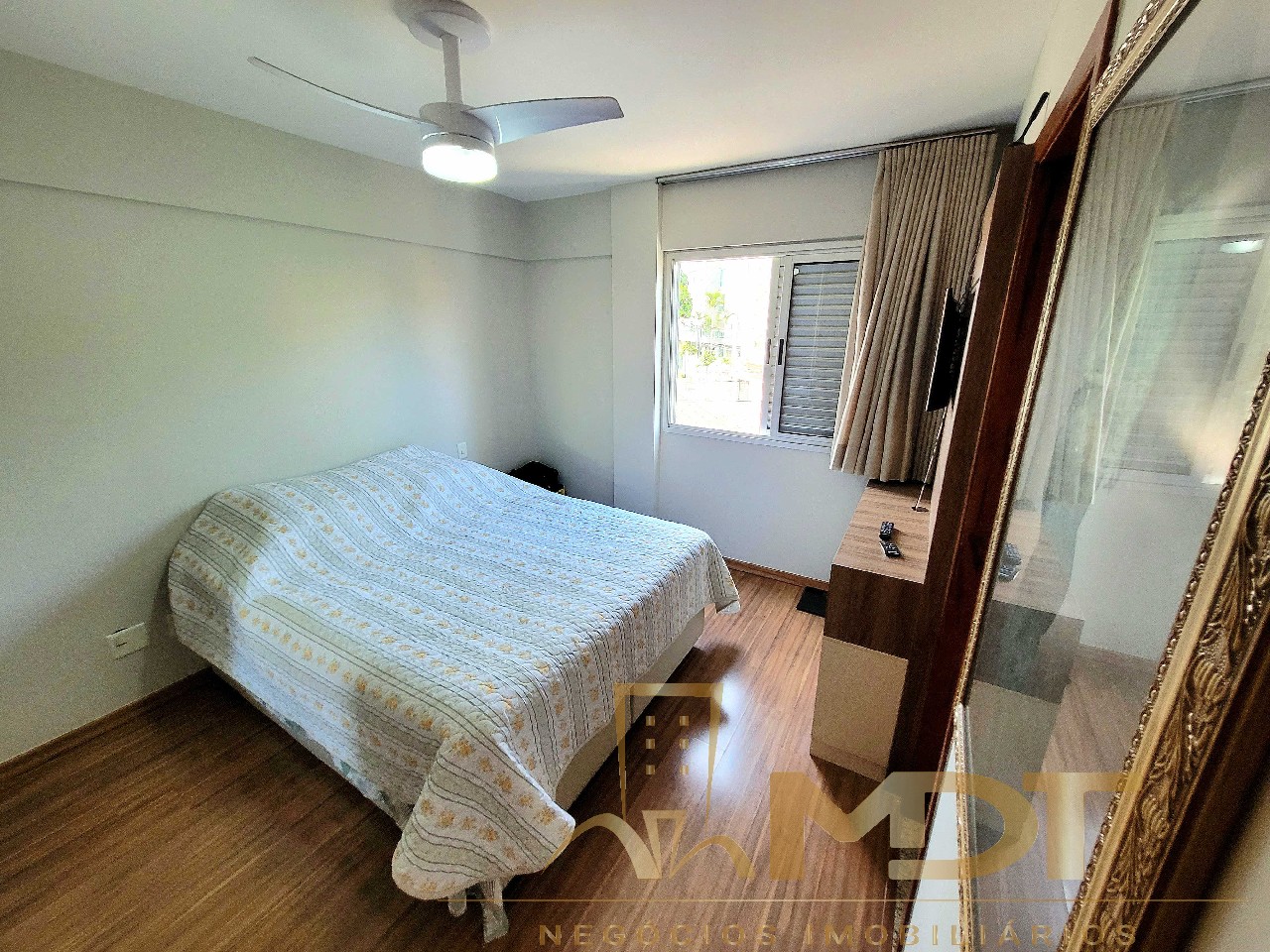 Apartamento à venda com 3 quartos, 90m² - Foto 5