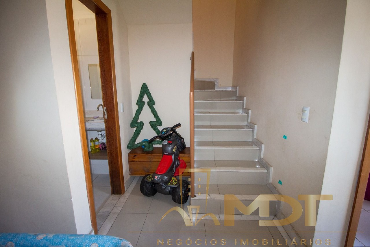 Casa à venda com 3 quartos, 123m² - Foto 23