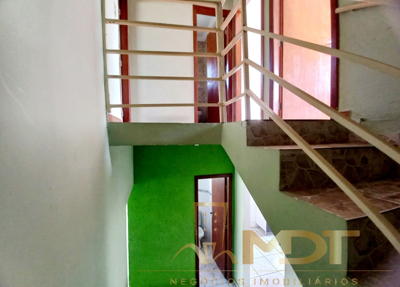 Casa à venda com 4 quartos, 157m² - Foto 18